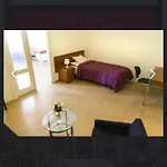 4-bedroom In Center Appartamento Budapest