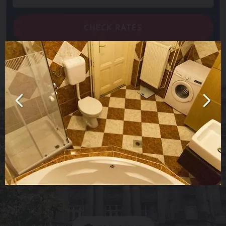 4-bedroom In Center *
