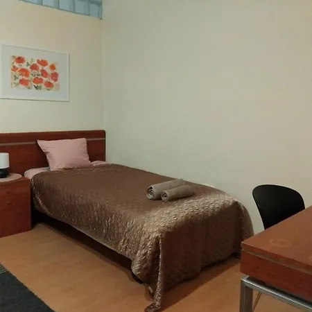 דירה 4-bedroom In Center בודפשט