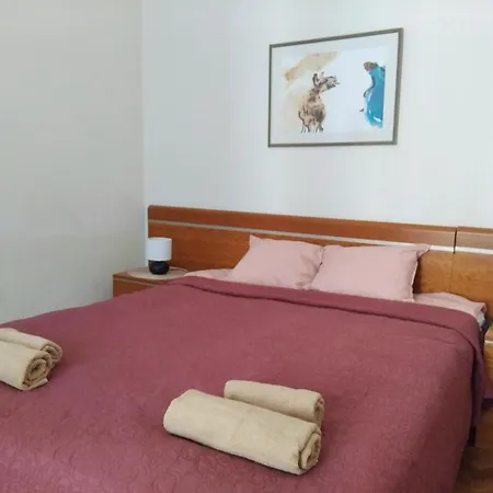 4-bedroom In Center * Budapest