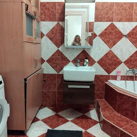 4-bedroom In Center Apartamento *