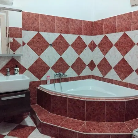 4-bedroom In Center Apartamento *