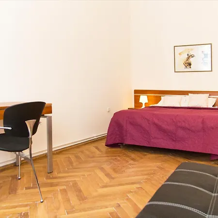 Apartamento 4-bedroom In Center