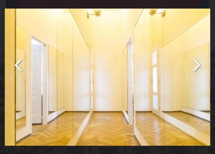 Spacious 4-bedroom Flat In Center