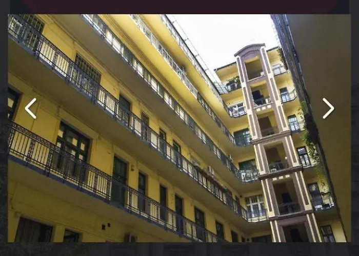 Apartment Spacious 4-bedroom Flat In Center Budapest